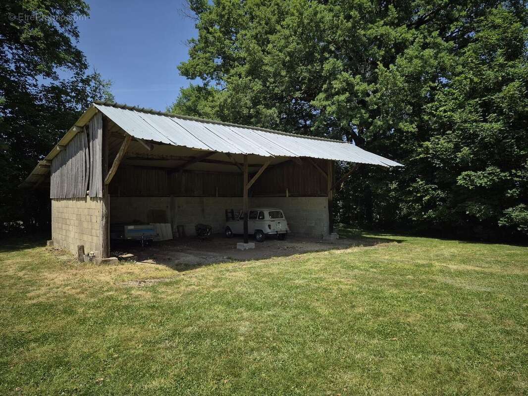 20260528142639 - Maison à CHAMPS-ROMAIN