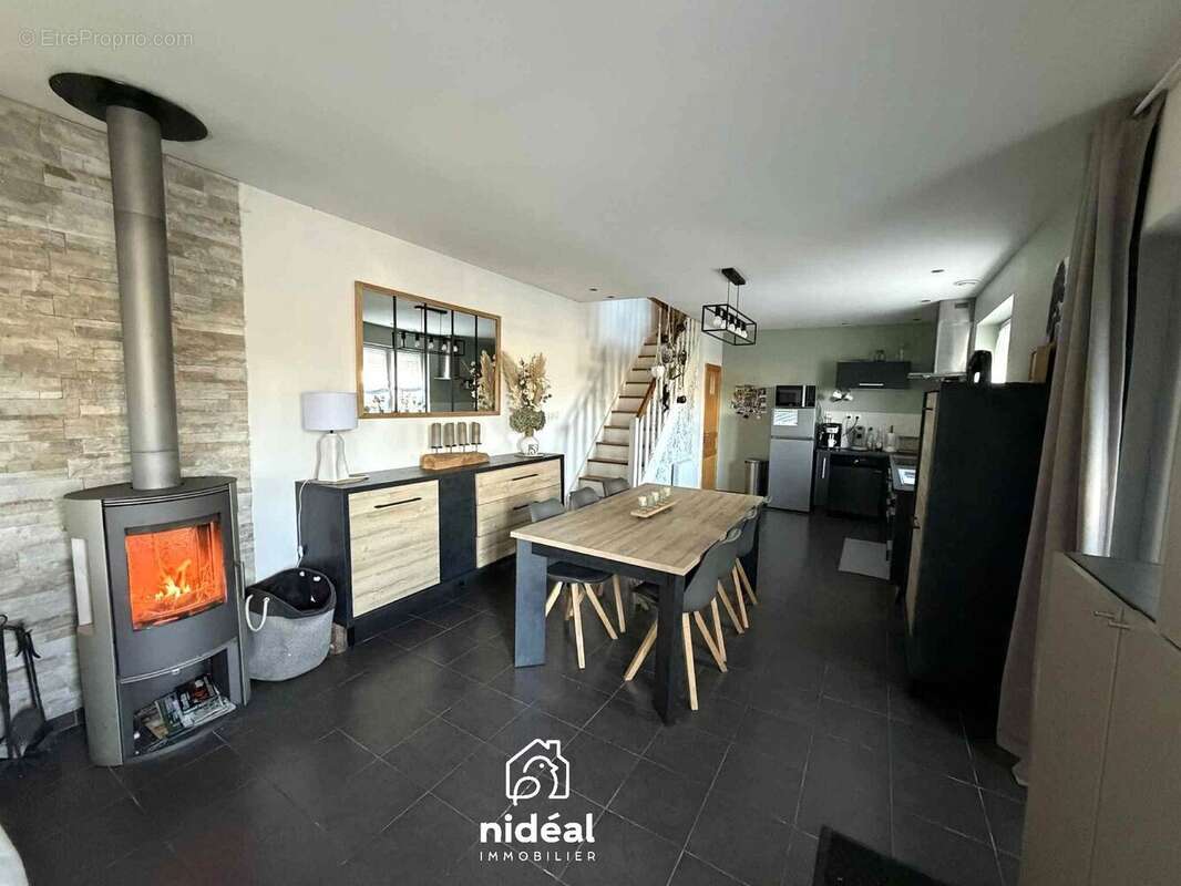 Maison à POIX-DU-NORD