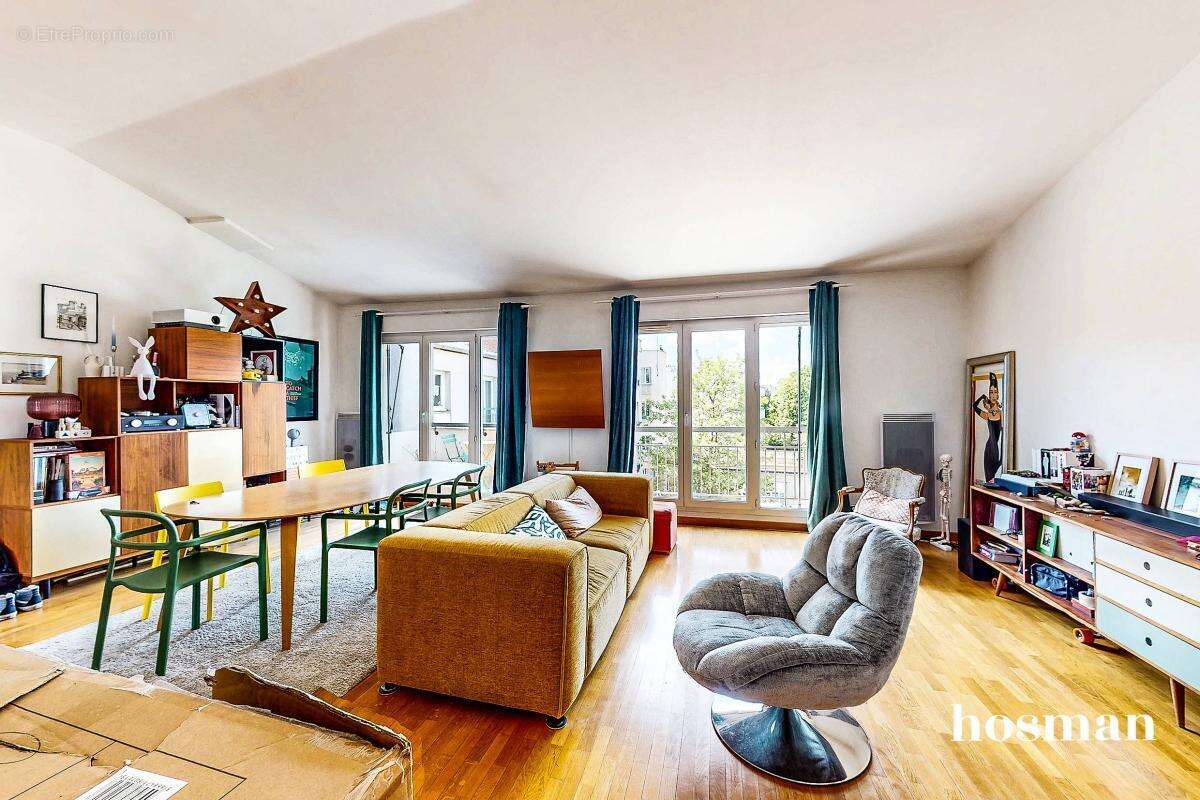 Appartement à LES LILAS