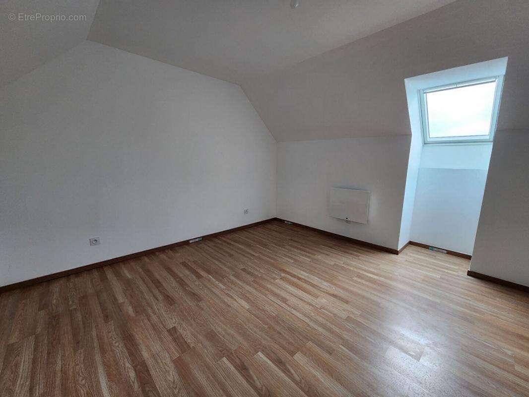 Maison à SAINT-MARTIN-LE-BEAU