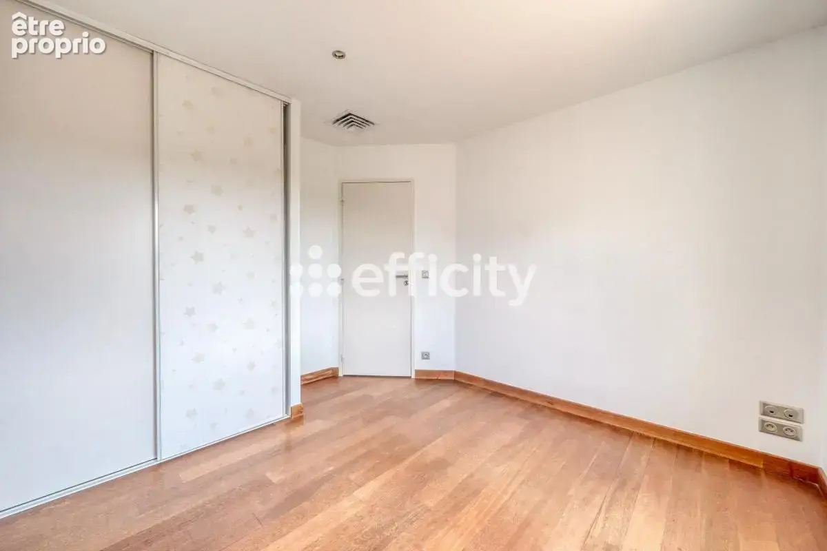 Maison 7 pièces 149 m² à vendre à Cadaujac (33140) - photo 14