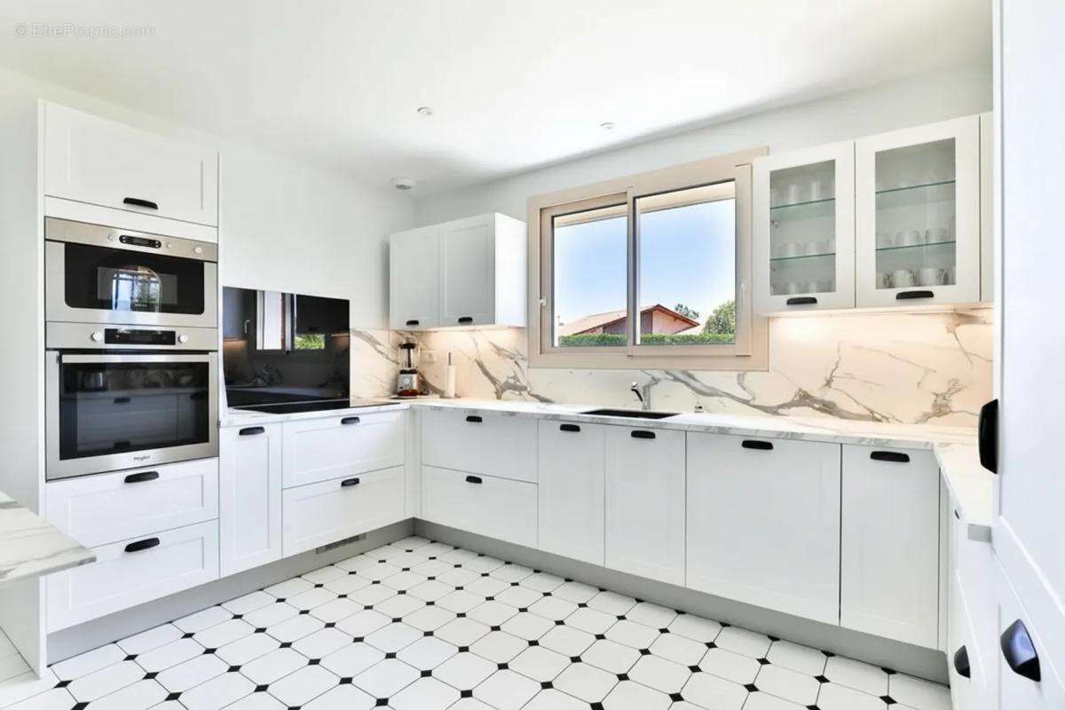 Maison Basco-Landaise rénovée à Sanguinet de 157 m² - photo 9