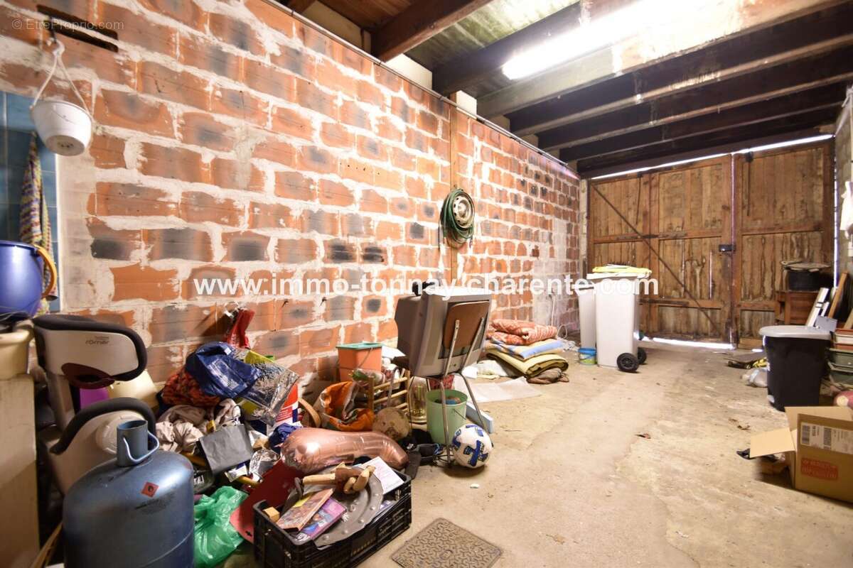 Maison à TONNAY-CHARENTE