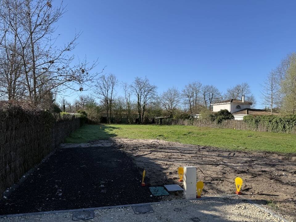 Terrain à MARTIGNAS-SUR-JALLE