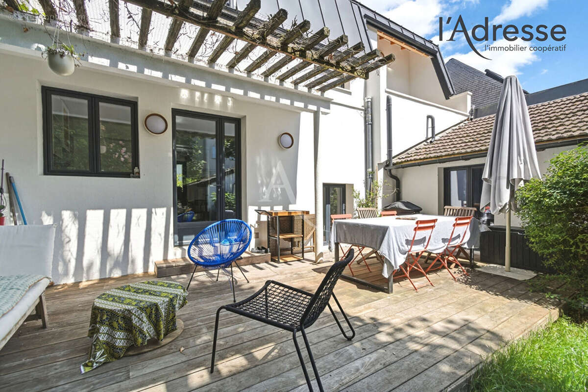 Maison familiale de 180m² avec jardin de 392m² ! - photo 3