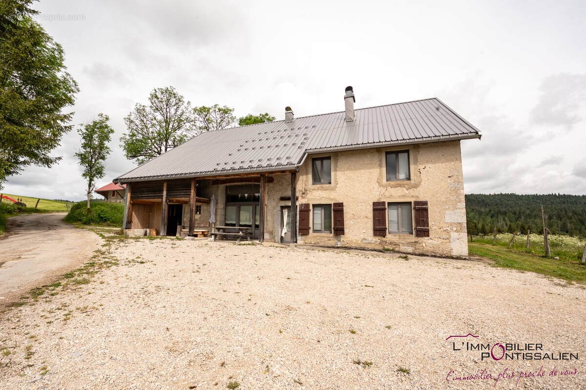 Maison à CHAUX-NEUVE
