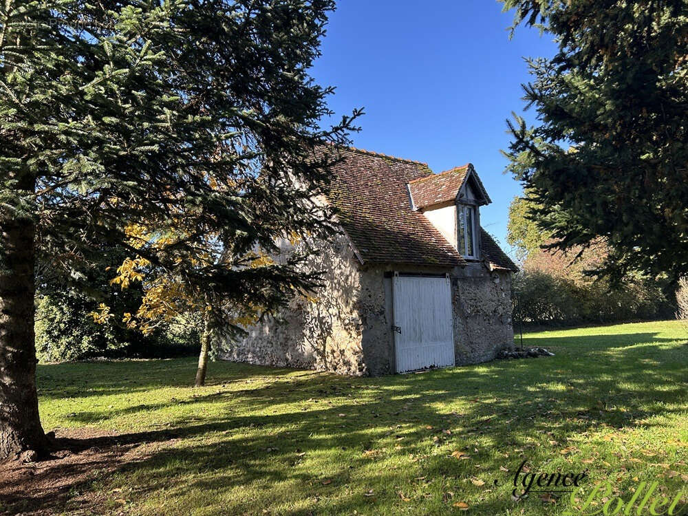 Maison à POILLY-LEZ-GIEN