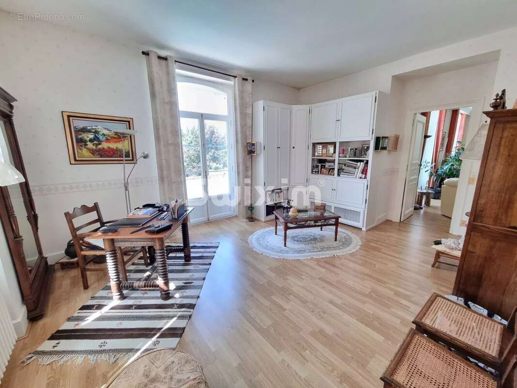 Maison à VARENNES-VAUZELLES