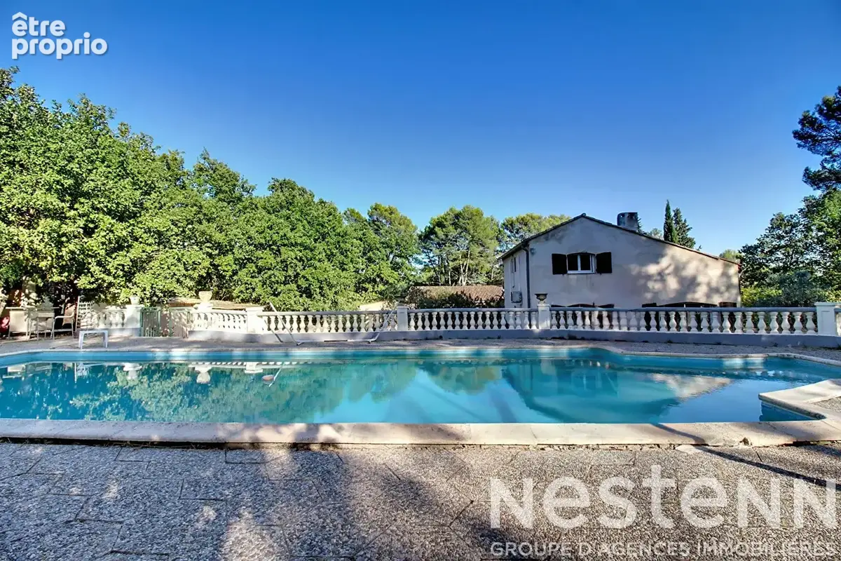 A VENDRE DRAGUIGNAN - Propriété d'environ 240 m² avec deux maisons, studio indépendant, piscine et dépendances sur 3 000 m² de t - photo 25