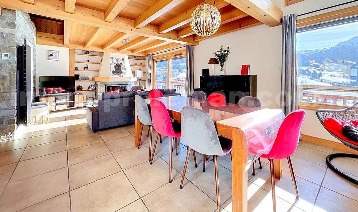 21b17702-c9fb-4896-a44a-fffdcf3dc776 (1) - Maison à MEGEVE