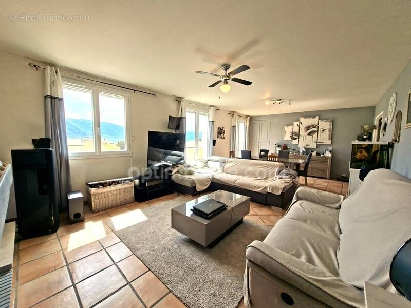 Appartement à CHATEAU-ARNOUX-SAINT-AUBAN