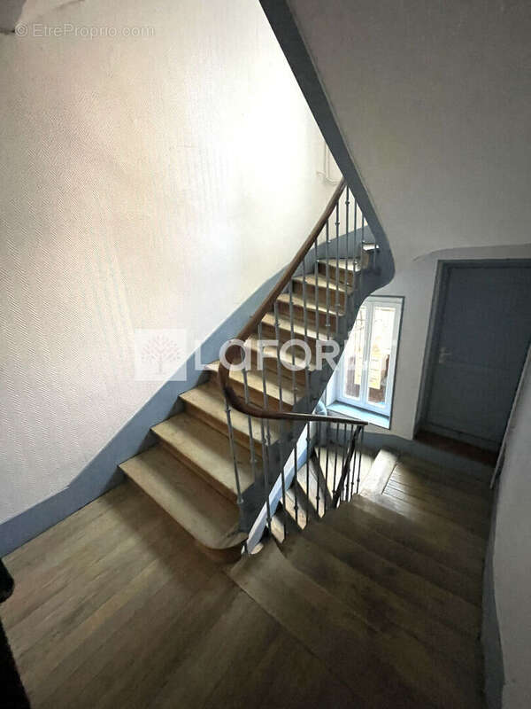 Appartement à LONS-LE-SAUNIER