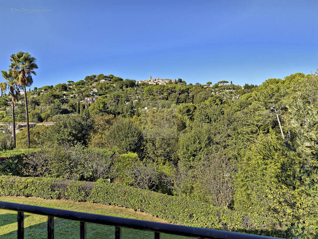Maison à MOUGINS