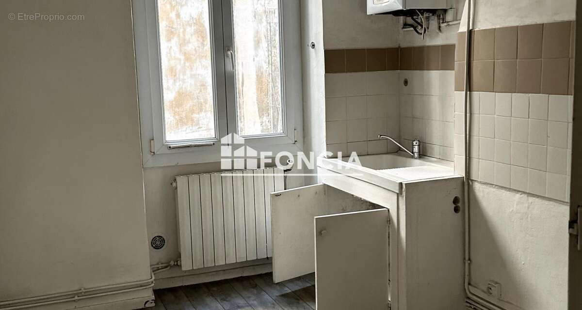 Appartement à MARSEILLE-2E