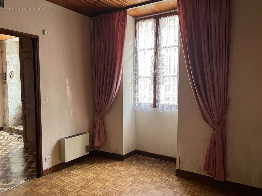 Maison de village avec cour intérieure, garage et atelier au cœur d'une bastide gersoise - photo 9