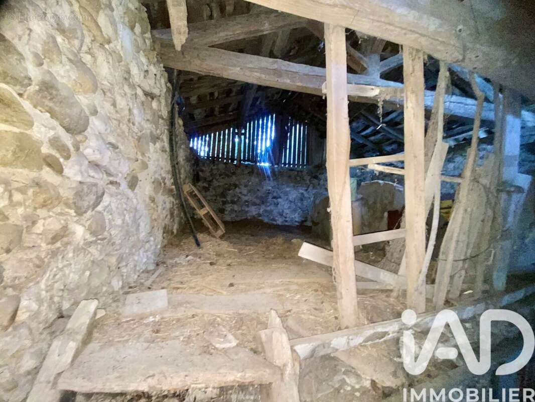 Maison 65 m² à Chapareillan  - photo 7