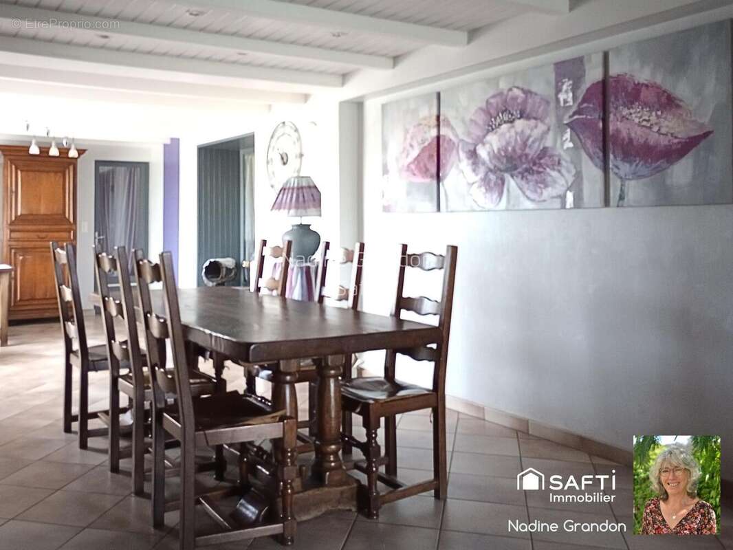 Maison 208 m² à Oriolles  - photo 6