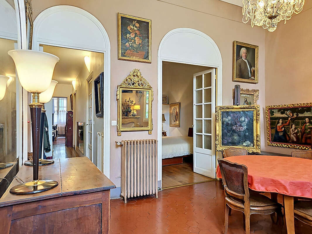 Appartement à NIMES
