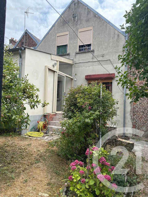 Maison à SAINT-QUENTIN