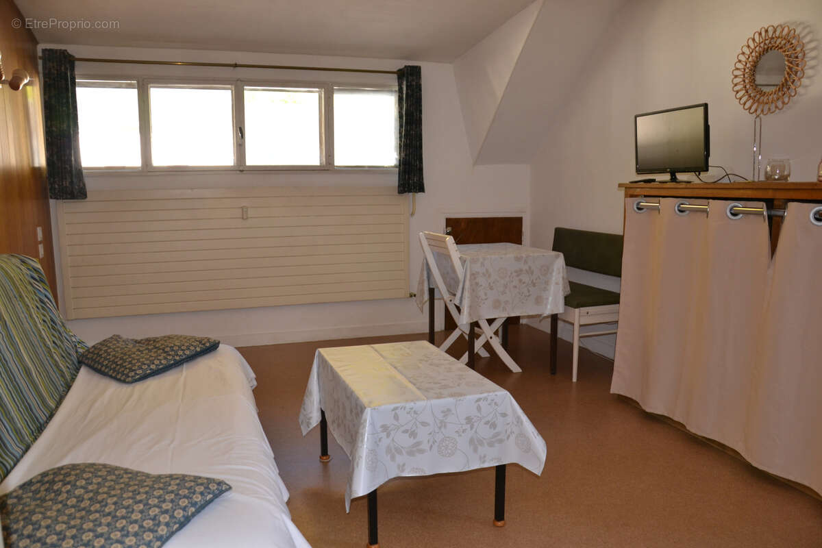 T2 de 29 m2 avec vues dégagées, parking et cave privative - photo 6