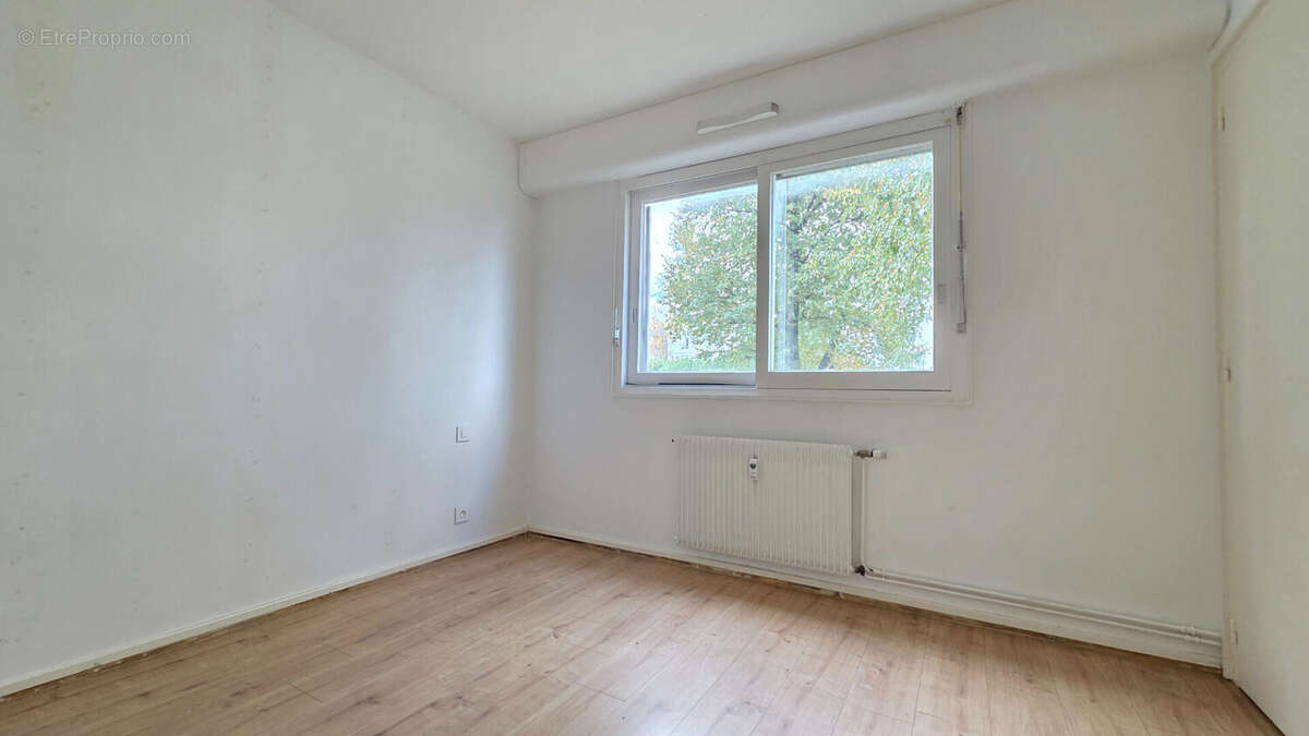 Appartement à FRASNE