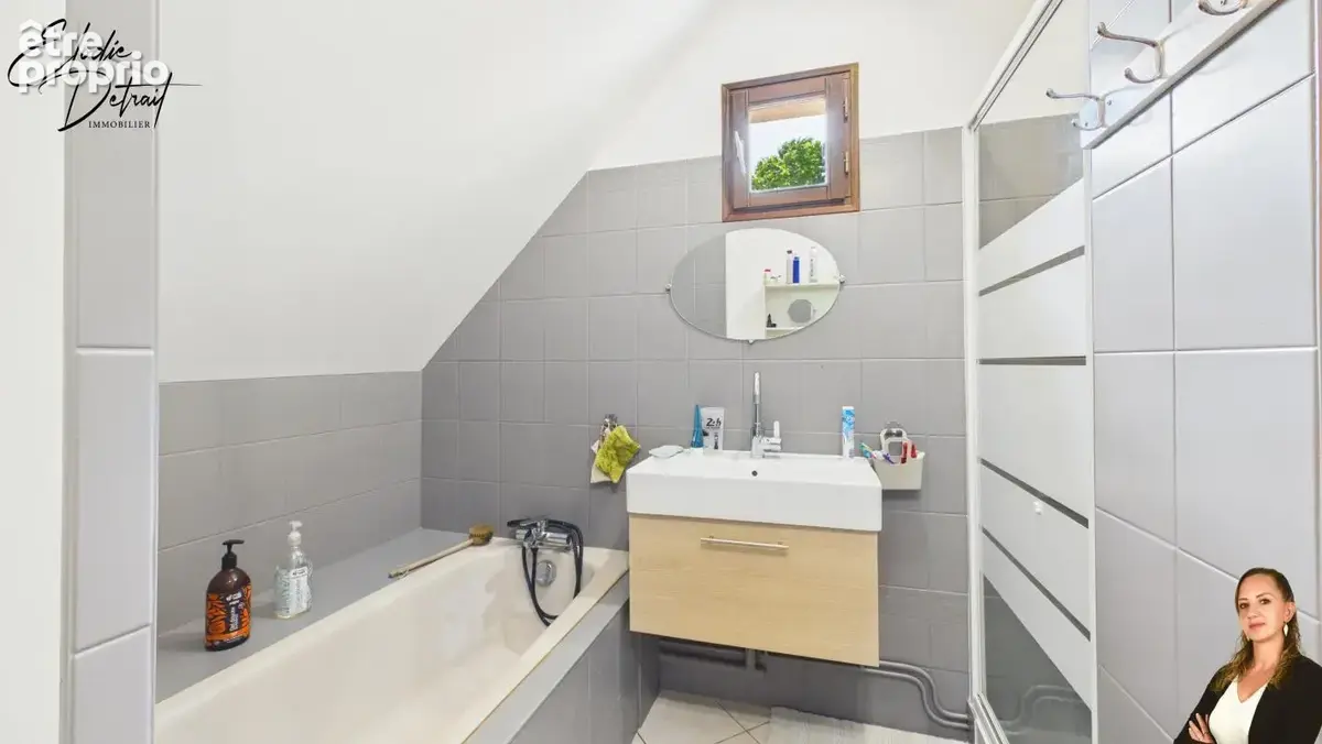 Maison 8 pièces 254 m² à vendre à La Bazoge (72650) - photo 15