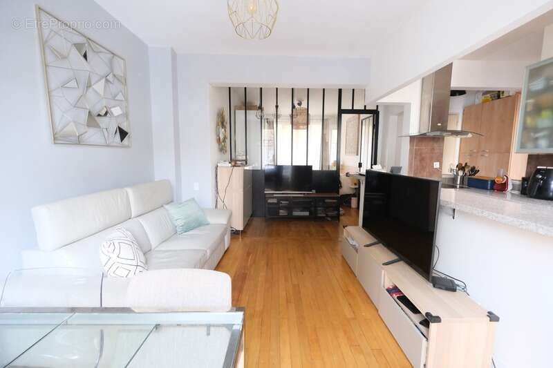 Appartement à vendre 3 pièces proche de VINCENNES (94) - photo 3