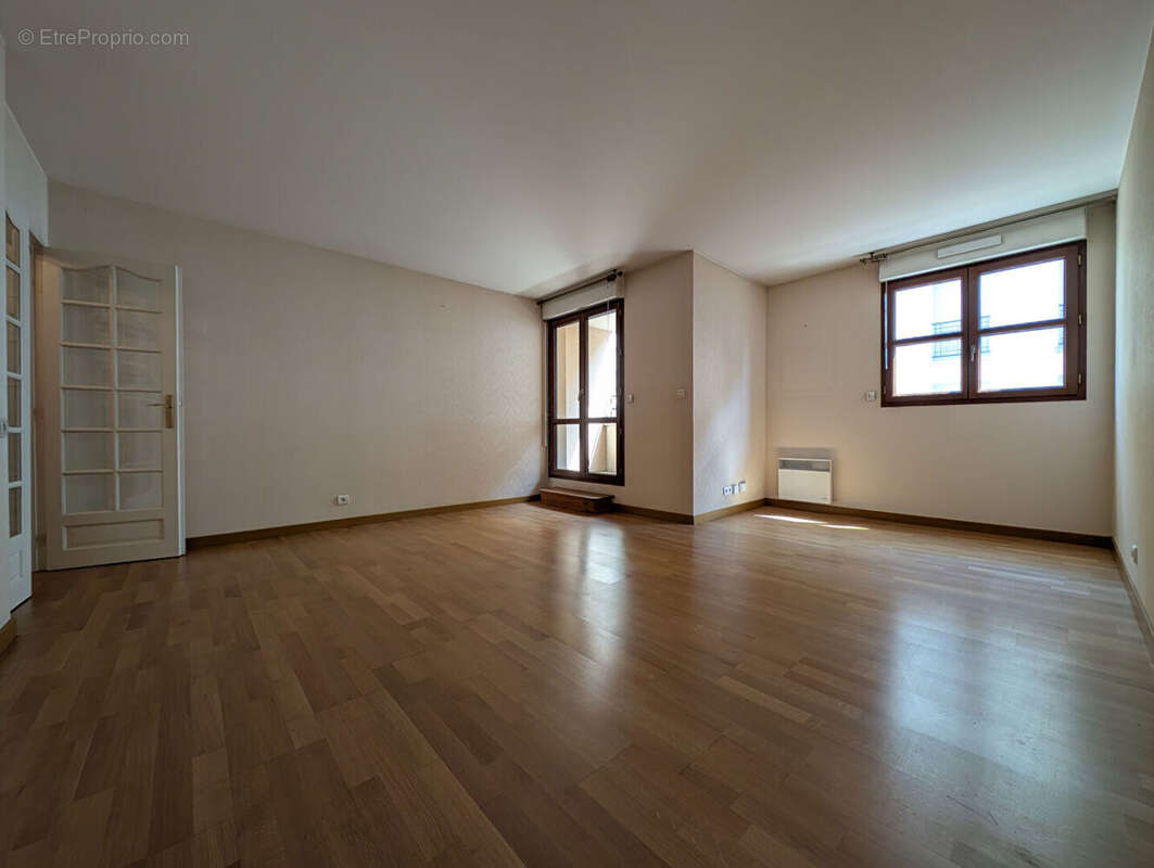 Appartement à MAISONS-LAFFITTE