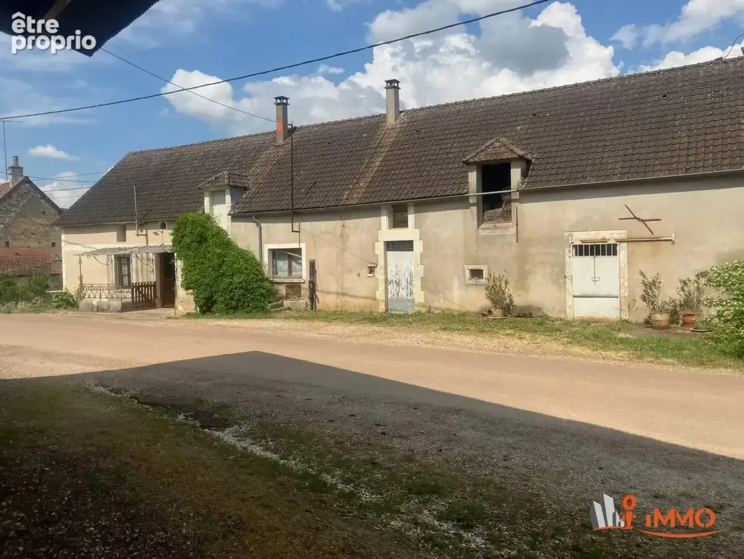 Ancienne ferme avec de grandes dépendances - photo 21