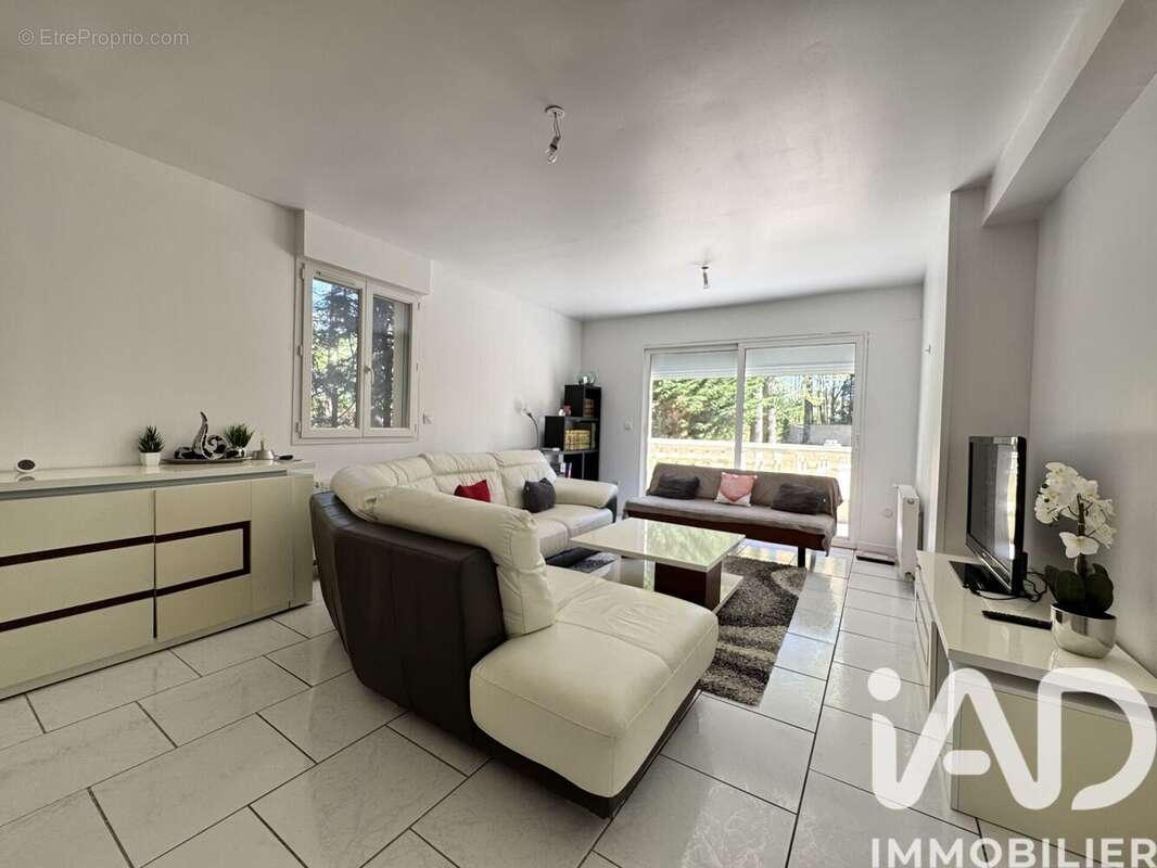 Photo 5 - Maison à SYLVAINS-LES-MOULINS