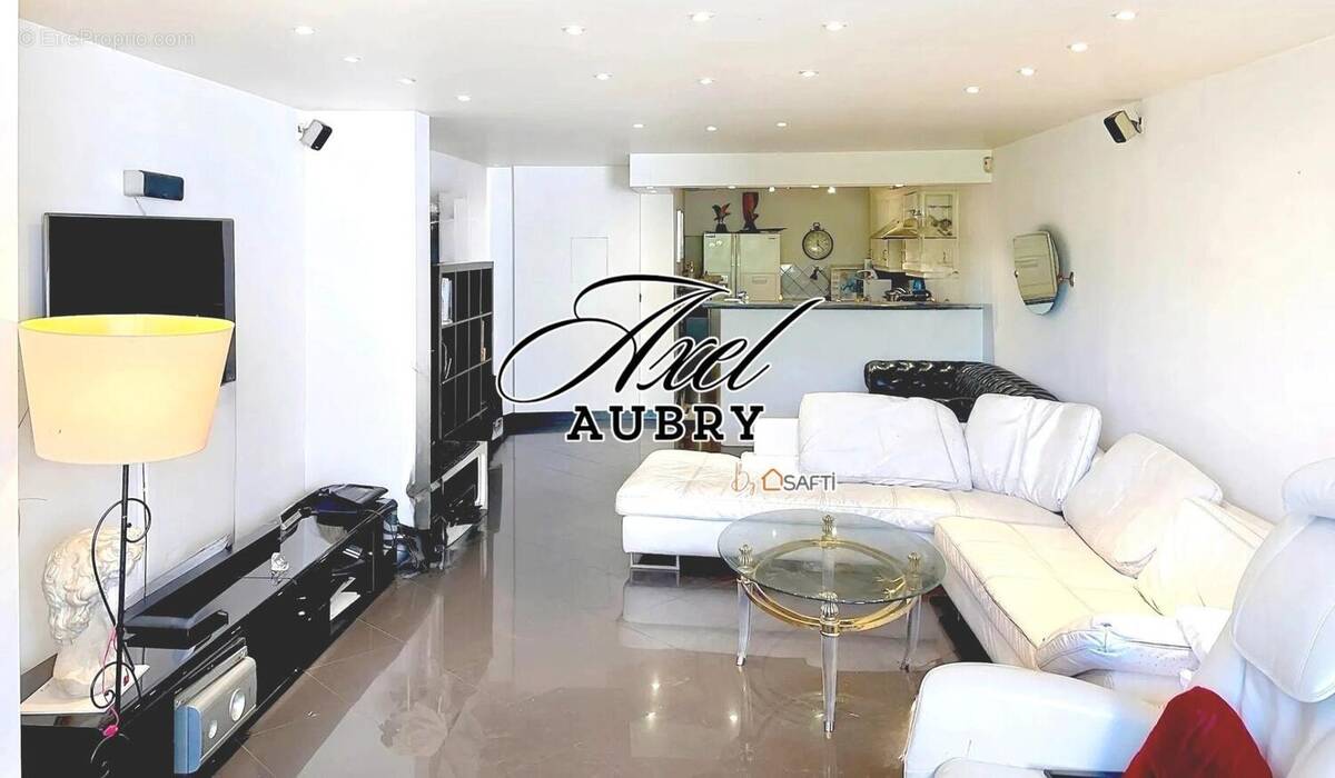 Photo 1 - Appartement à MANDELIEU-LA-NAPOULE