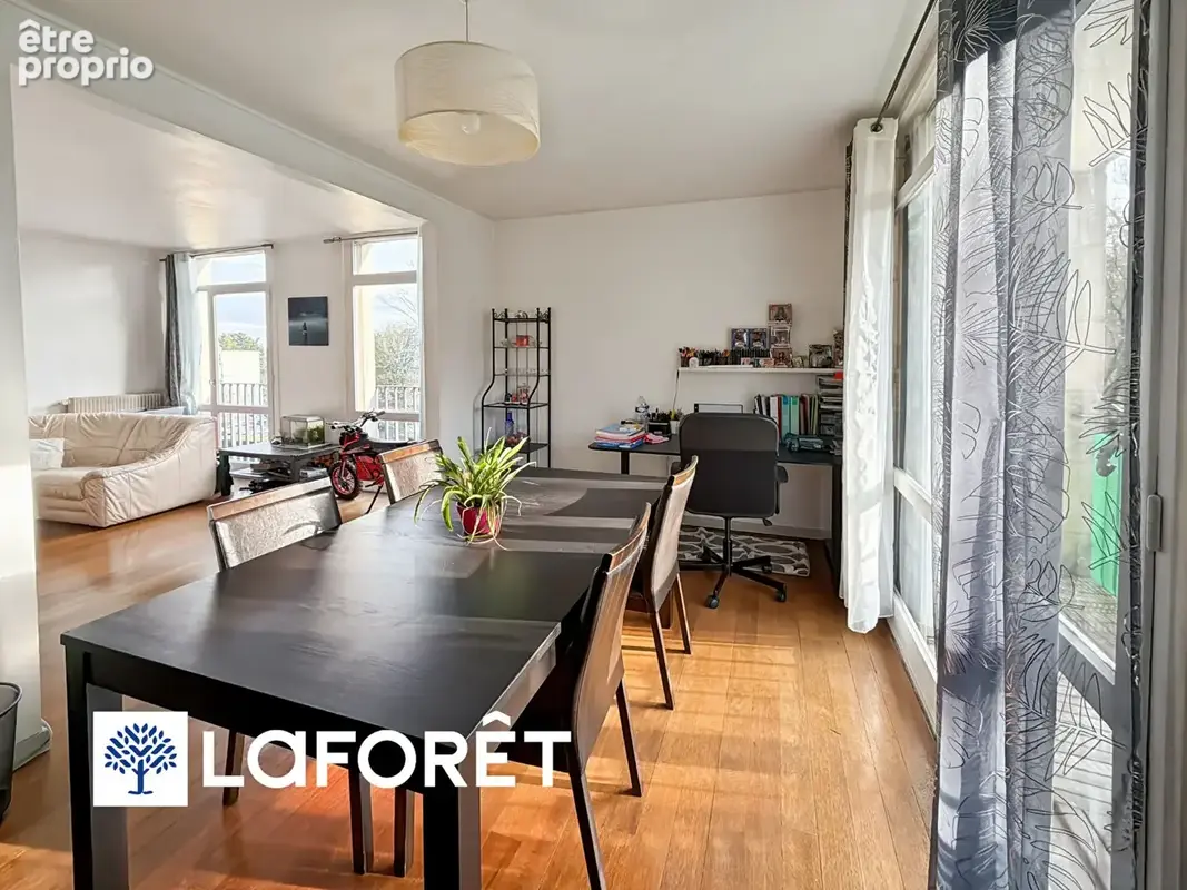 À vendre : Appartement spacieux de 4 pièces à RIS ORANGIS - photo 2