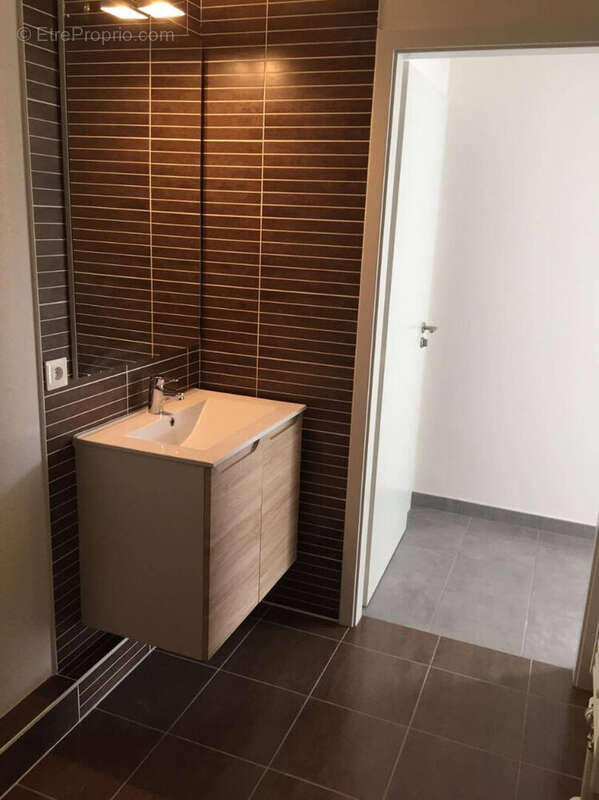 2 pieces 38m² avec terrasse 14m² - photo 9