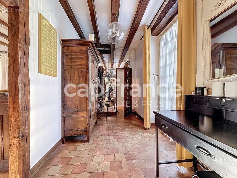 Maison à CHEILLE