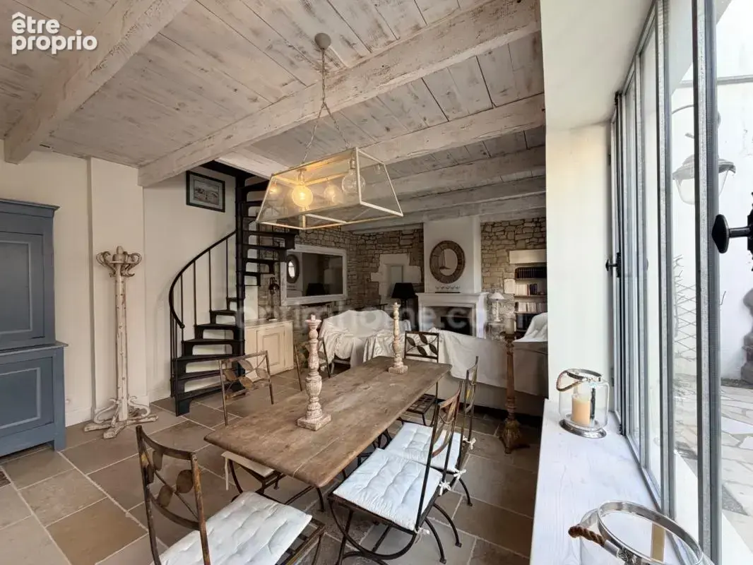 La flotte – magnifique chai rénové avec dépendance en pierre - photo 8