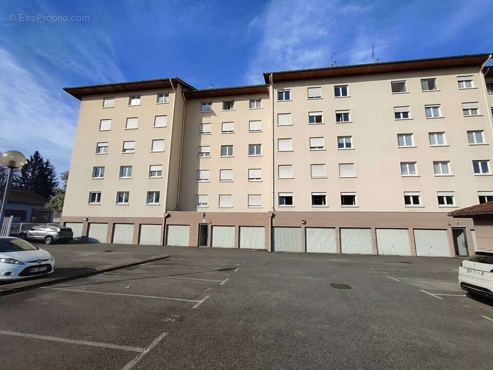 Commerce à BOURGOIN-JALLIEU