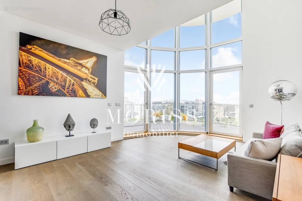 Appartement à PARIS-17E