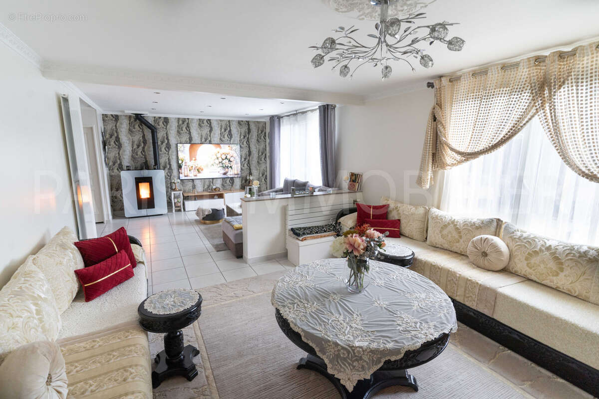 Maison à FRANCONVILLE