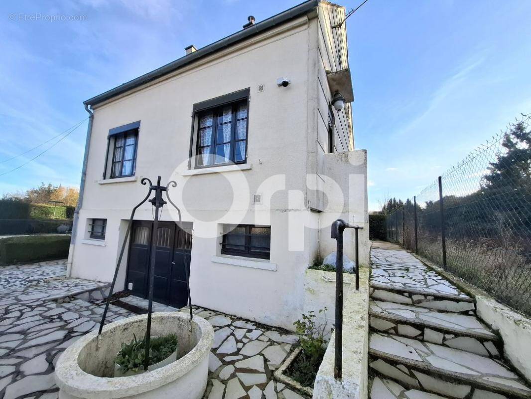 Maison à TROSLY-BREUIL