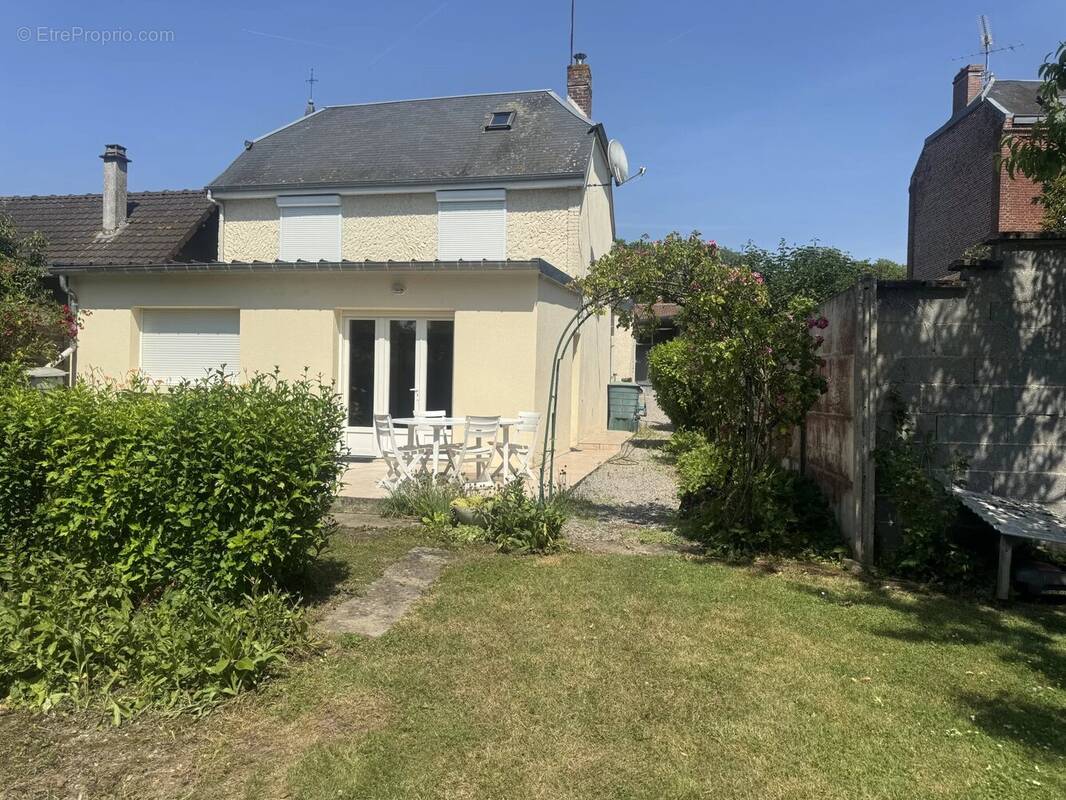 Maison à THEZY-GLIMONT