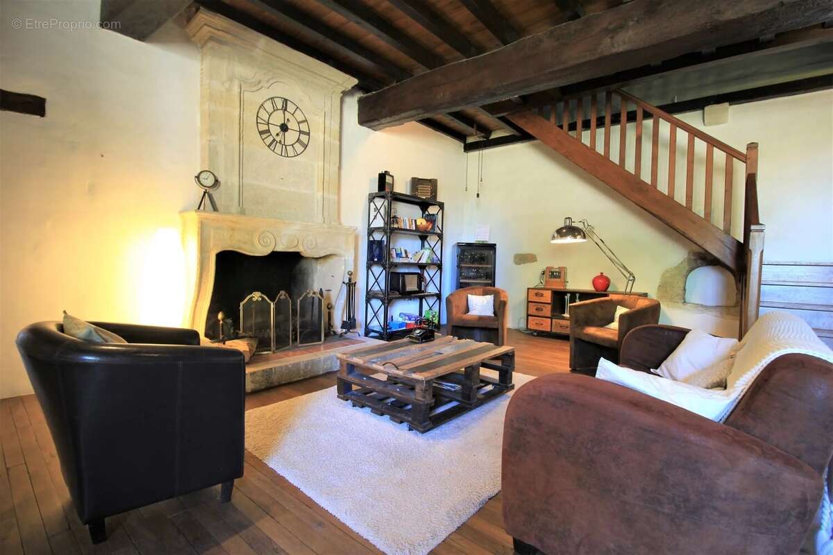 Magnifique manoir en position dominante avec piscine - photo 4
