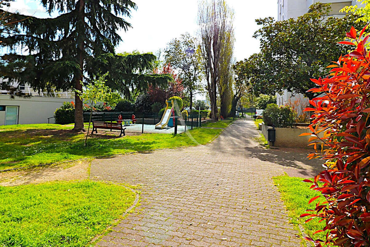 Appartement à BEGLES