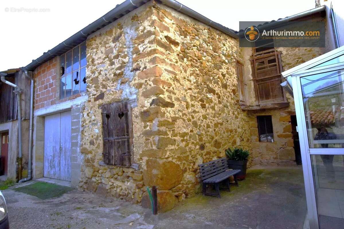 Maison à DREUILHE