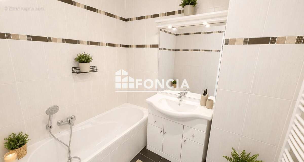 Appartement à FREJUS