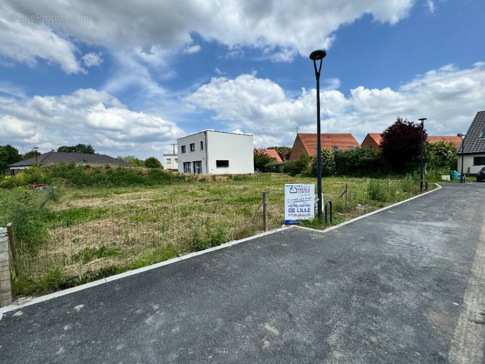 Terrain 760 m² à Orchies  - photo 1