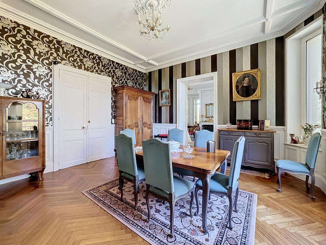 Maison à CULAN