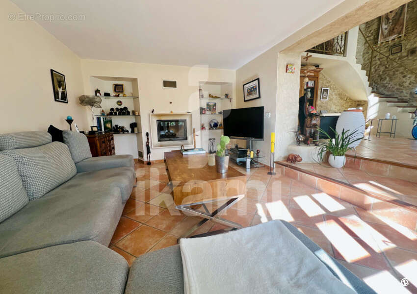 Maison à PARNANS