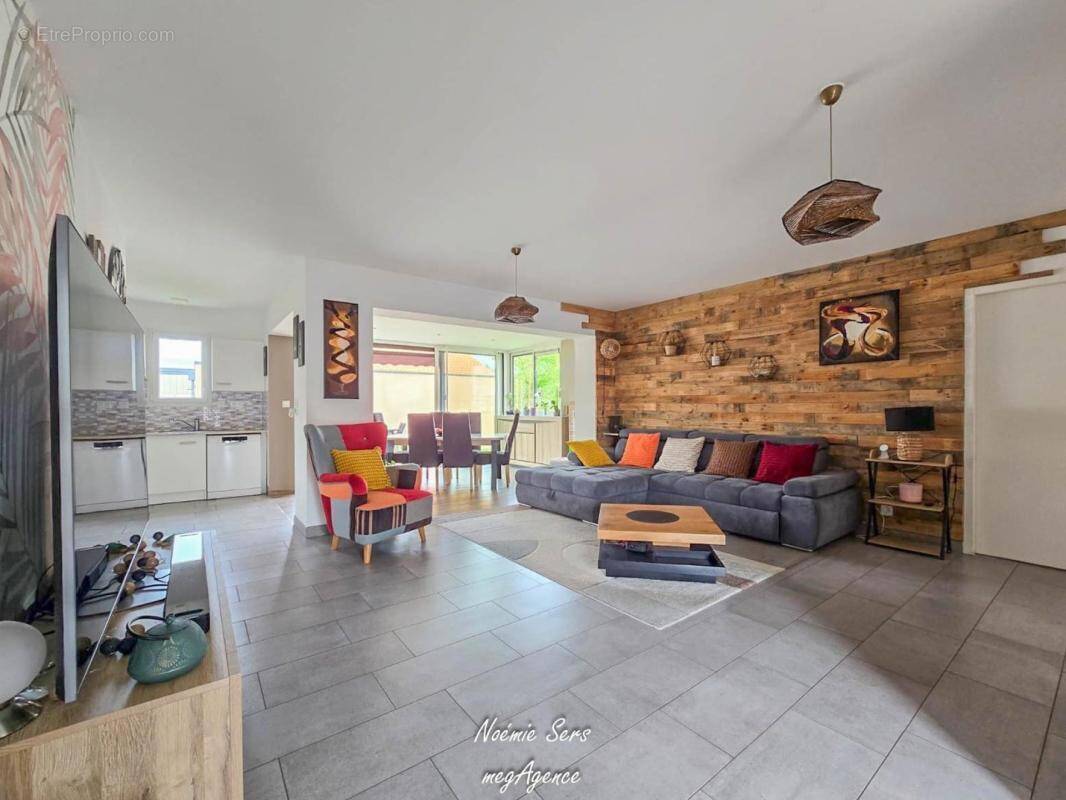 Maison à SAINT-LEGER-SOUS-CHOLET