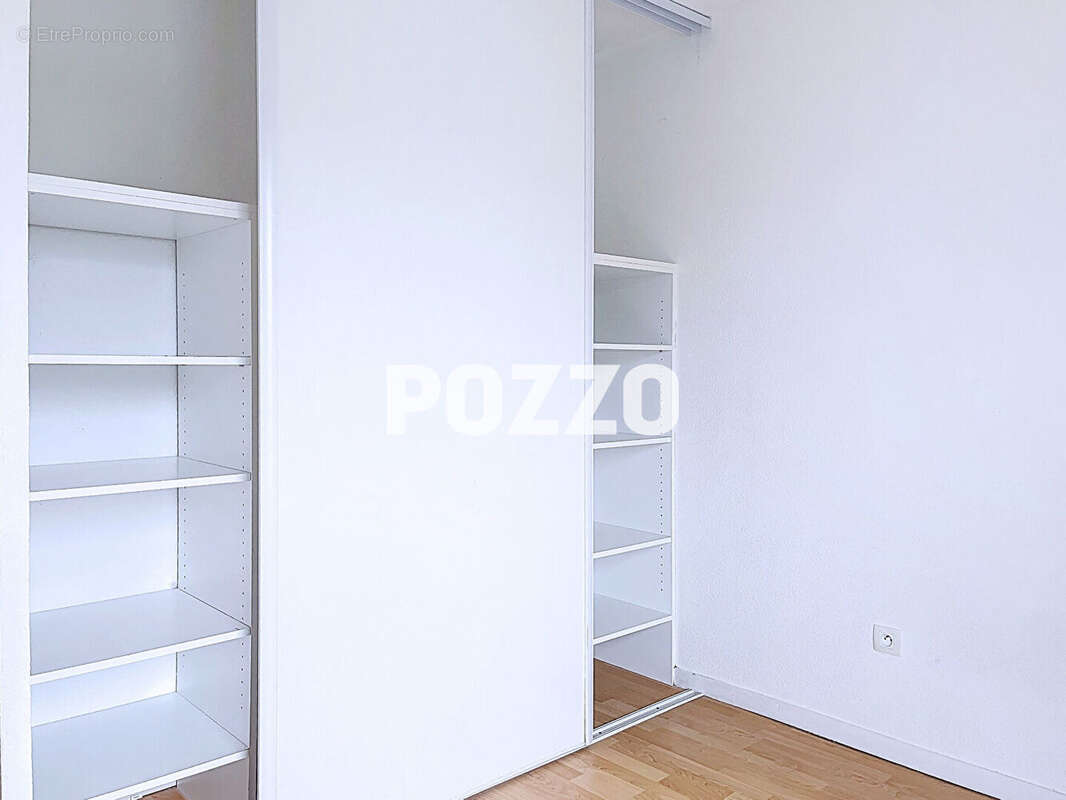 Appartement à LA RIVIERE-SAINT-SAUVEUR