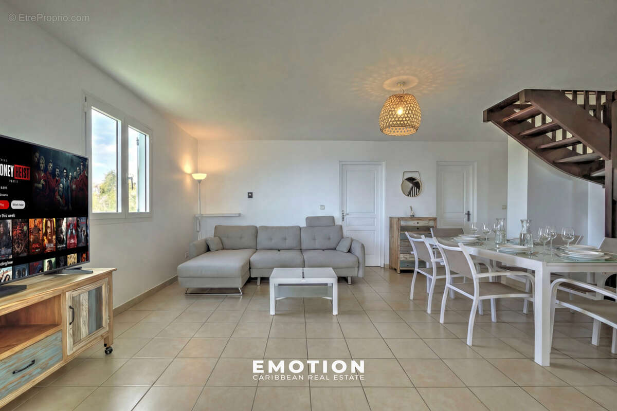 Appartement à PETIT-BOURG